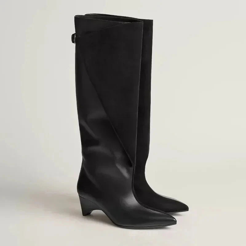 Marchez avec Élégance grâce aux Bottines Hautes Amara Luxe